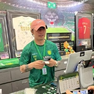 kaiyun-张稀哲在间歇期暂时离开国安队！再次以新身份公开亮相，赢得点赞
