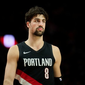 开云体育下载-拓记：阿夫迪亚不在 开拓者进攻效率掉档 后卫别再传击地顺下球了